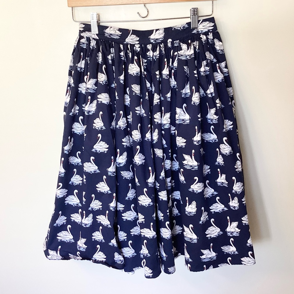 Unique Vintage Swan Print Swing Skirt - Navy - M